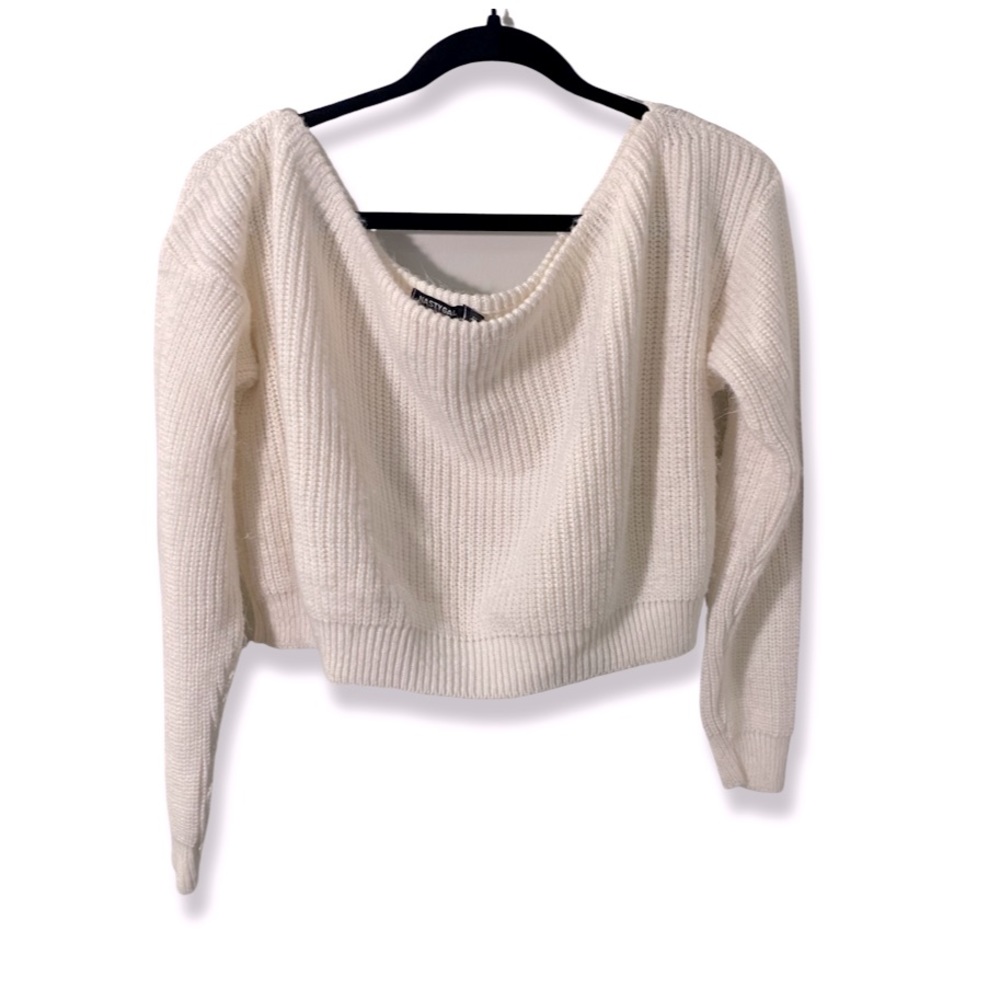 NASTY GAL - OFF-SHOULDER CREAM CROPPED SWEATER